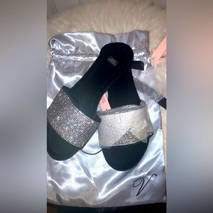Victoria Secret Bling Out Velvet Slippers 💎💎
